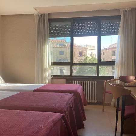 Otel Condal 2*