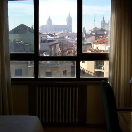 Condal Hotel 2*